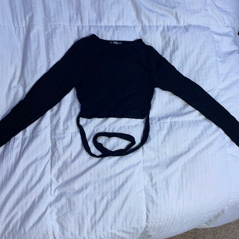 Black long sleeved crop top. Medium
